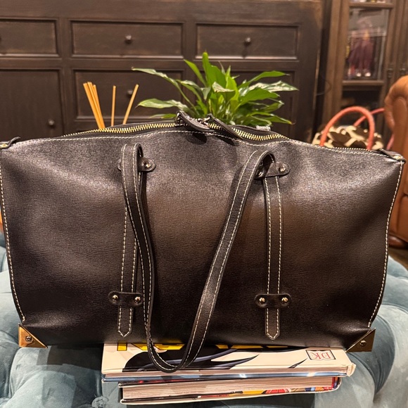 Alberta Di Canio Handbags - Alberta Di Canio Elegant Black Leather Tote Bag